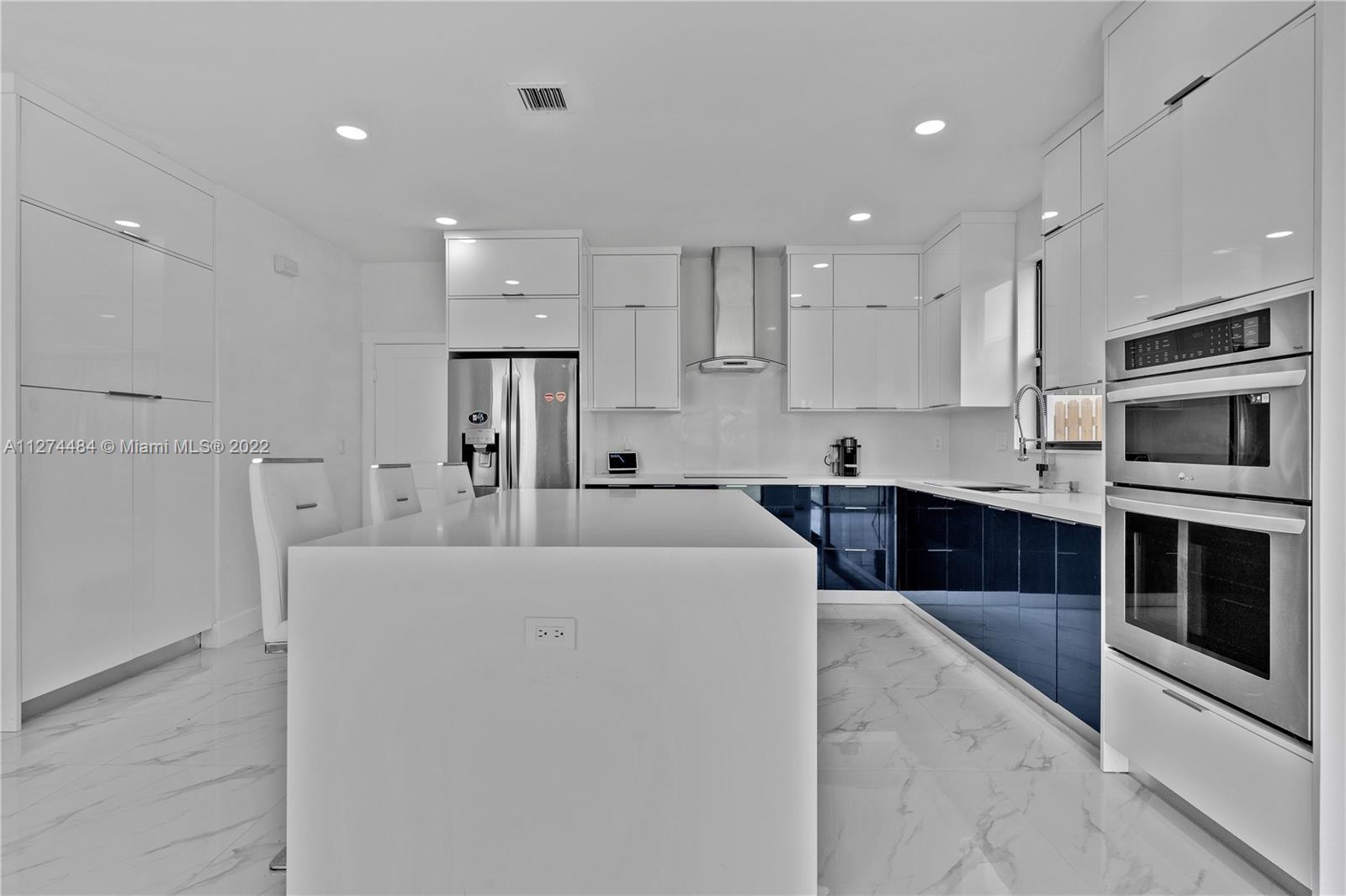 ENCLAVE SOUTH PHASE 2 - Residential