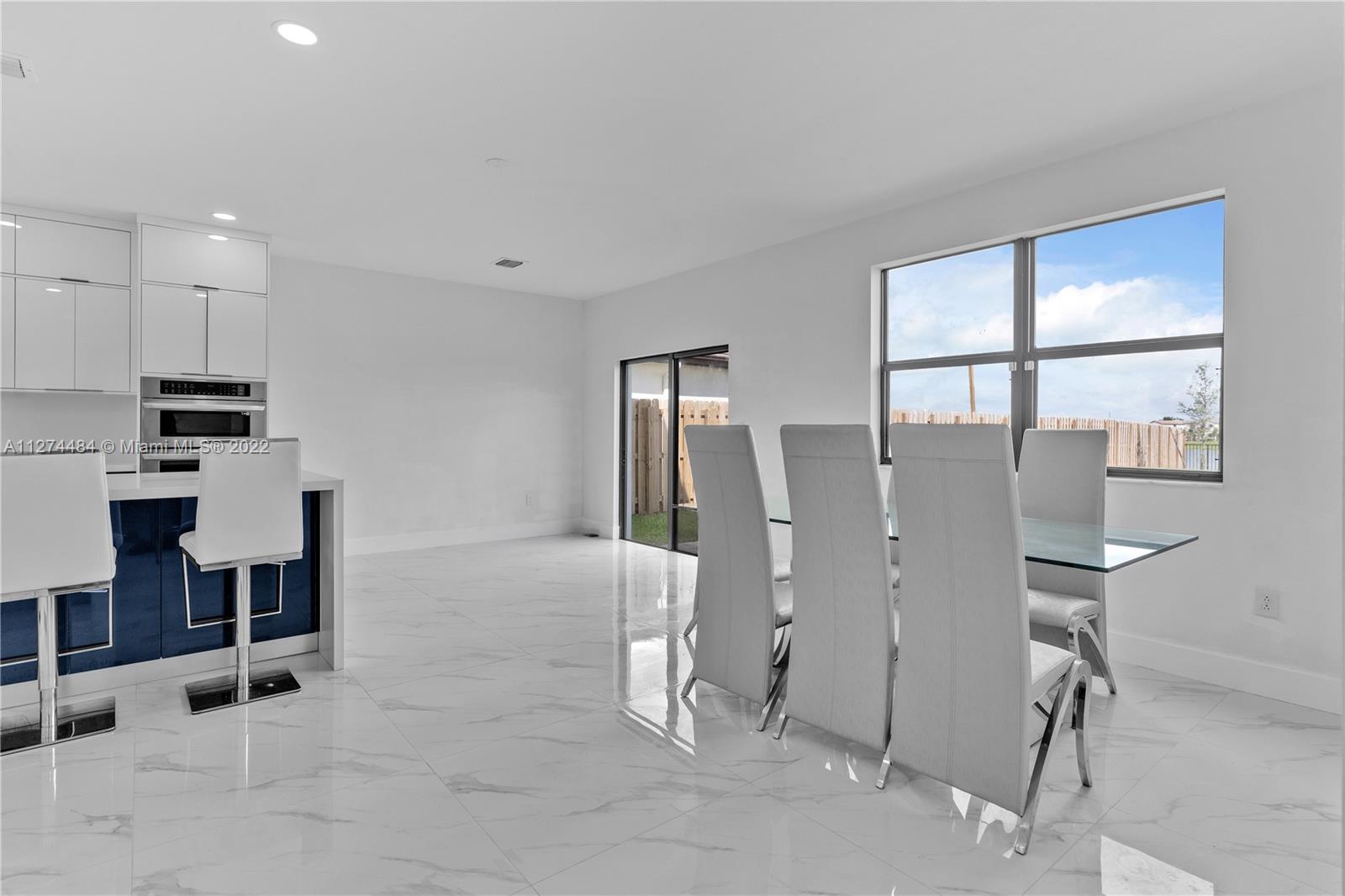 ENCLAVE SOUTH PHASE 2 - Residential