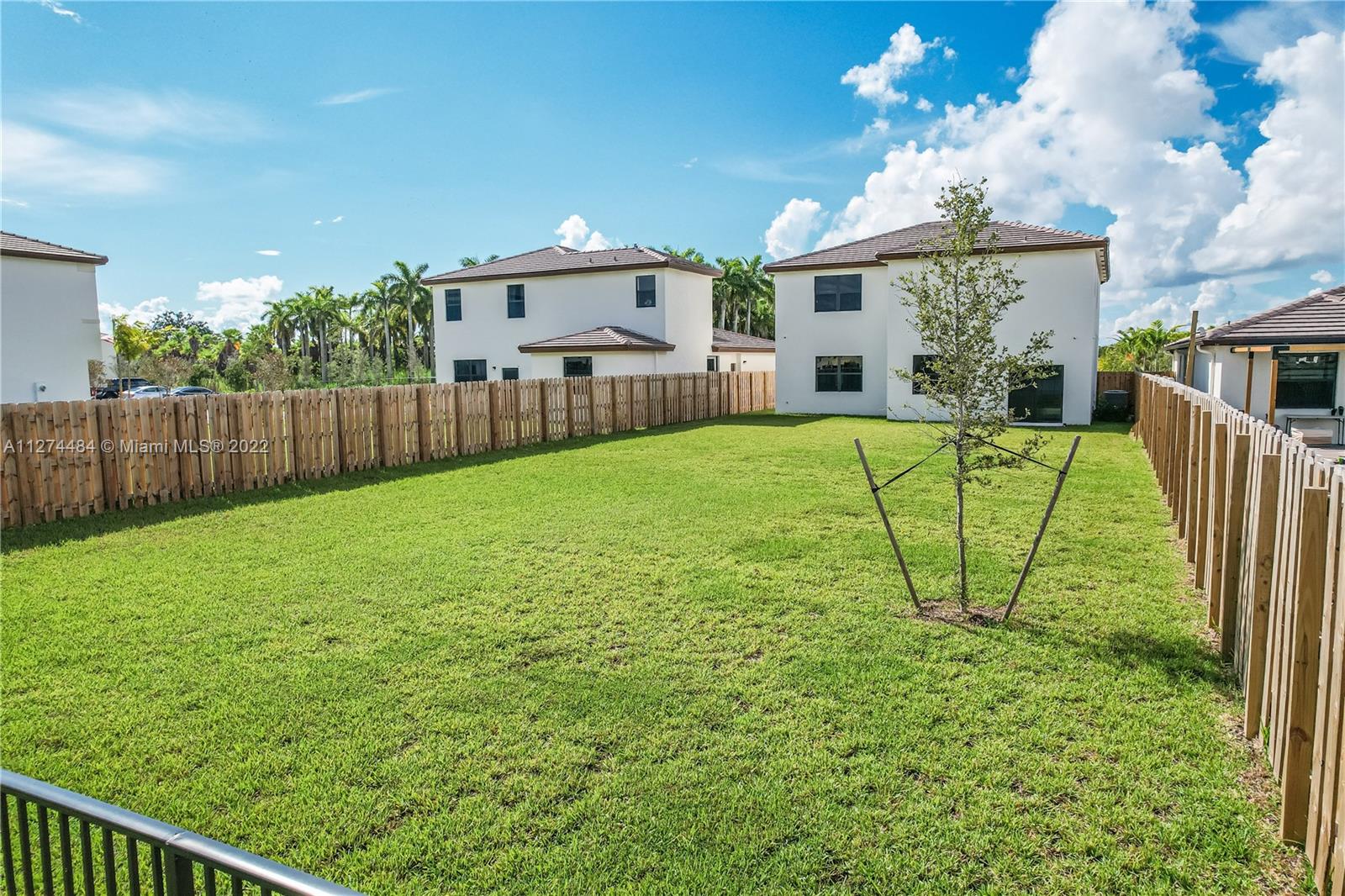 ENCLAVE SOUTH PHASE 2 - Residential