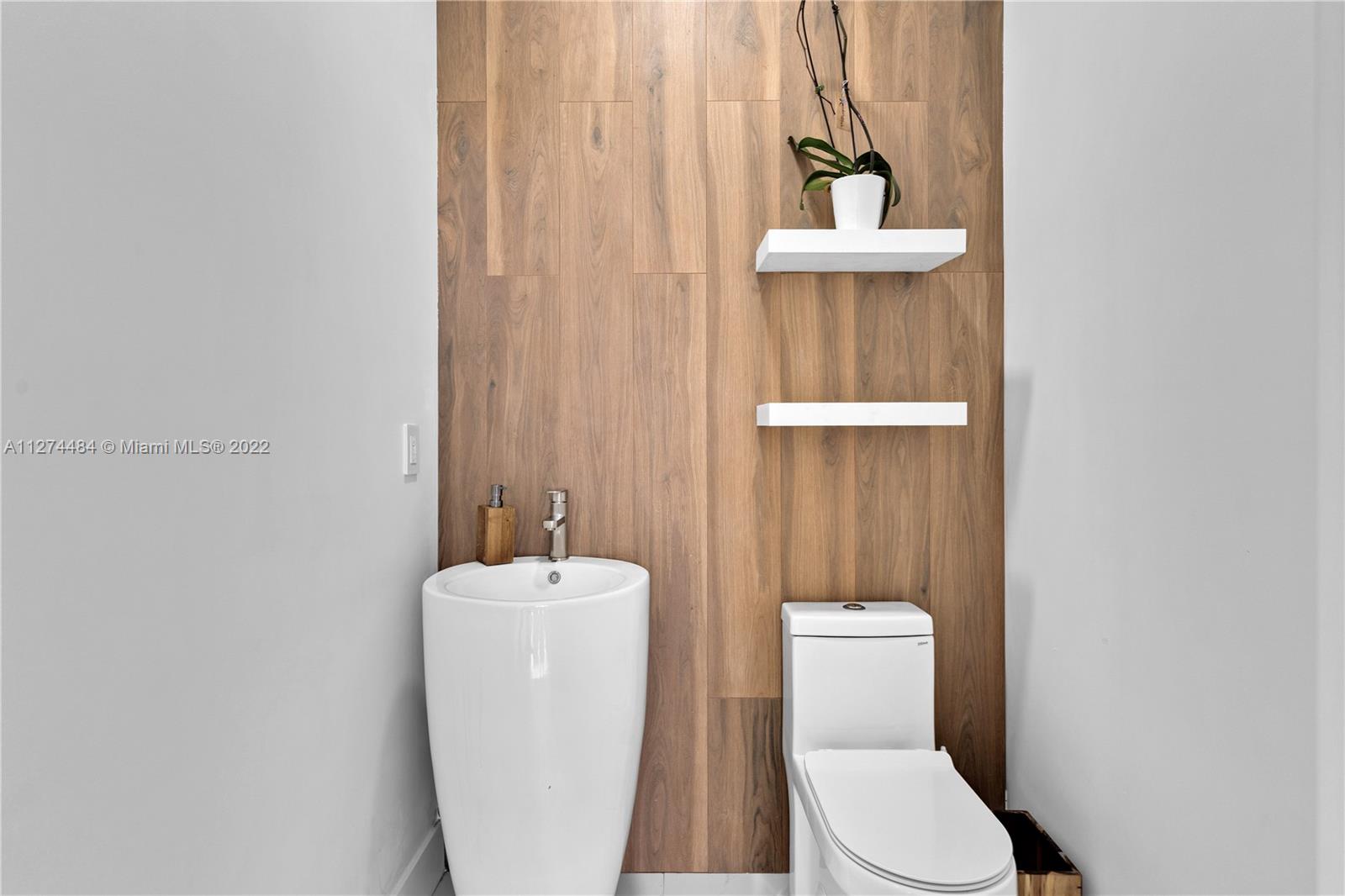 ENCLAVE SOUTH PHASE 2 - Residential