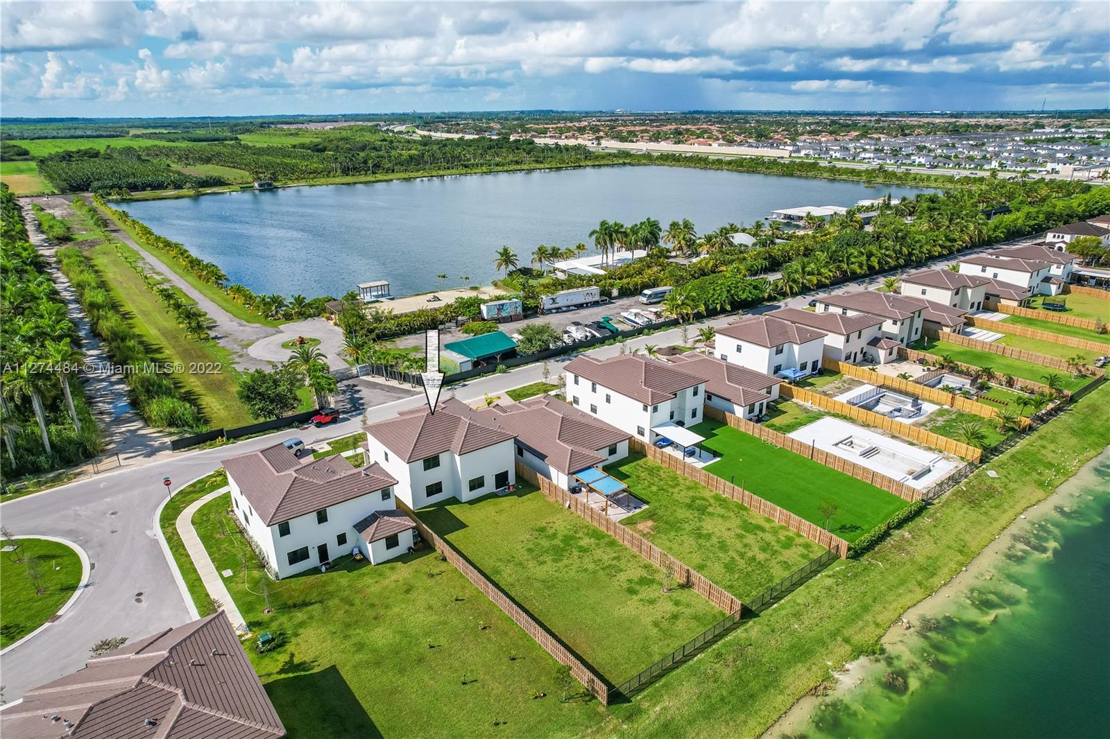 ENCLAVE SOUTH PHASE 2 - Residential