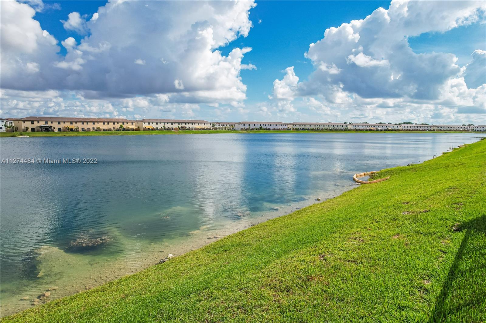 ENCLAVE SOUTH PHASE 2 - Residential