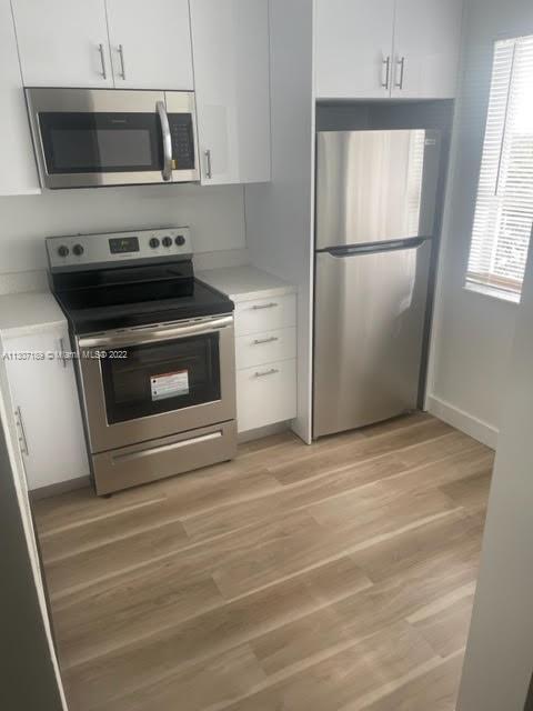 LAKESHORE AT UNIVERSITY P - Residential Lease