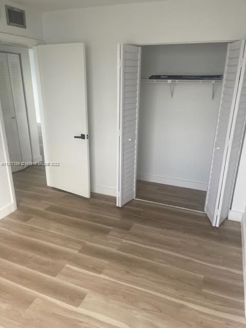 LAKESHORE AT UNIVERSITY P - Residential Lease
