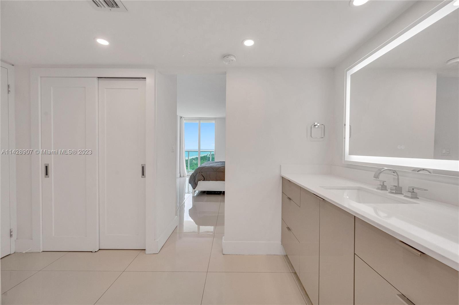 ARLEN HOUSE EAST CONDO - Residential