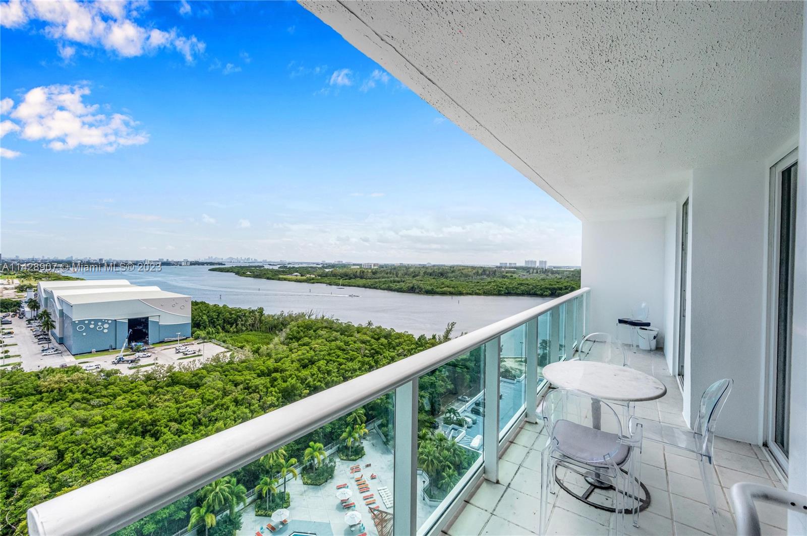 ARLEN HOUSE EAST CONDO - Residential