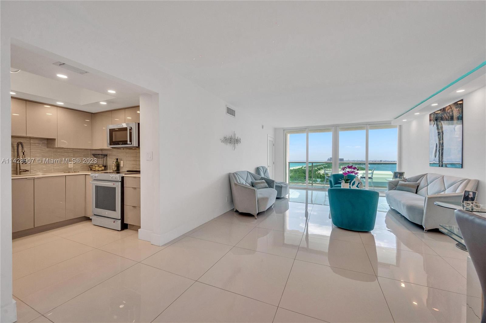 ARLEN HOUSE EAST CONDO - Residential