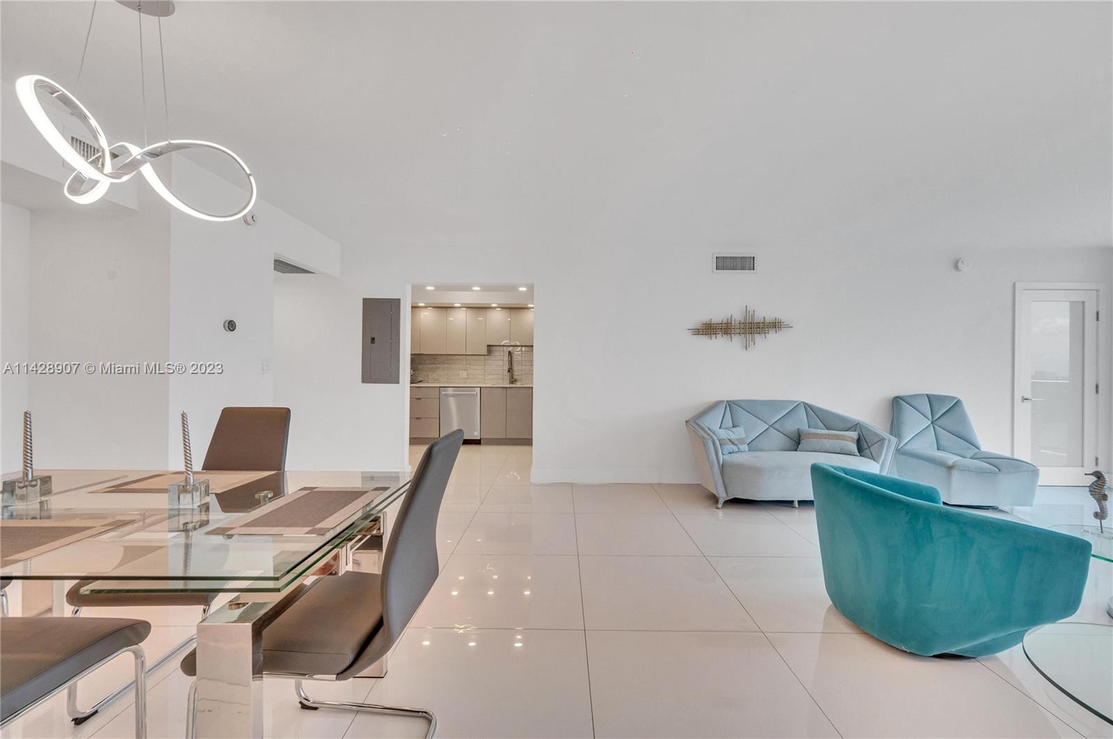 ARLEN HOUSE EAST CONDO - Residential