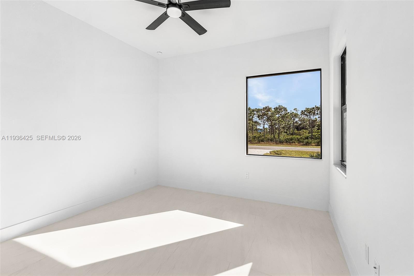 CALUSA RIDGE - Residential