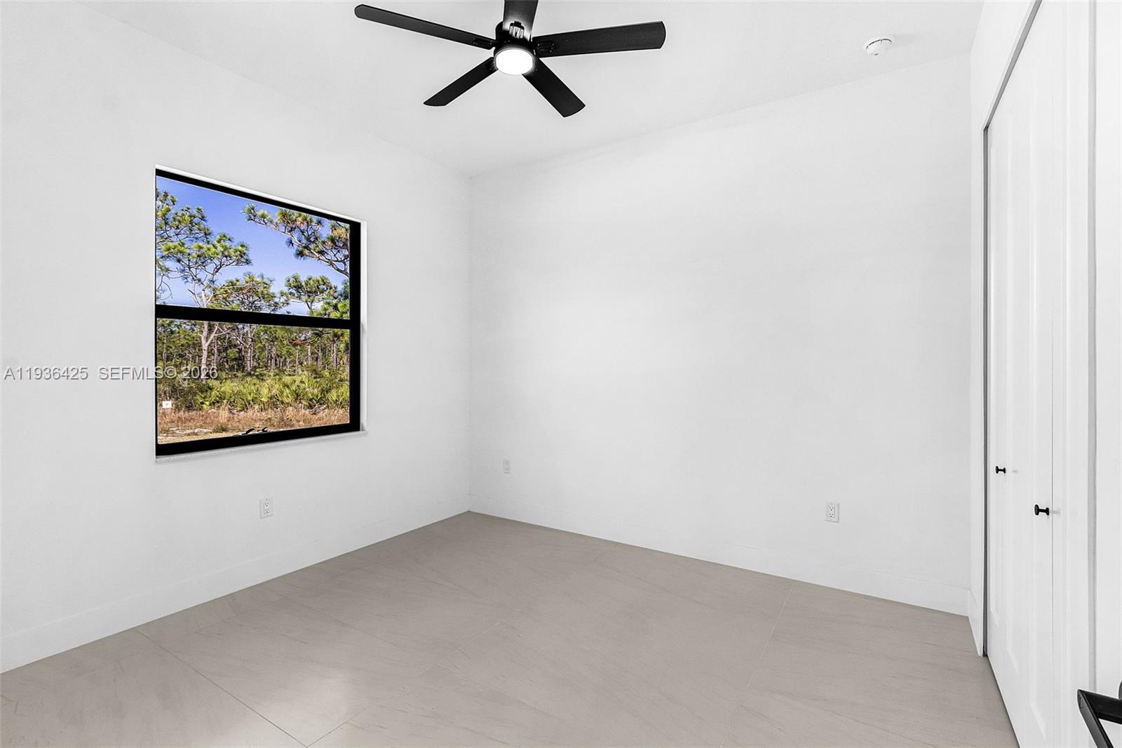 CALUSA RIDGE - Residential