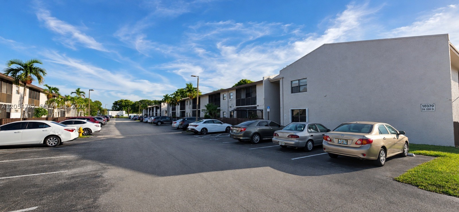 CUTLER CREEK VILLAGE COND - Residential