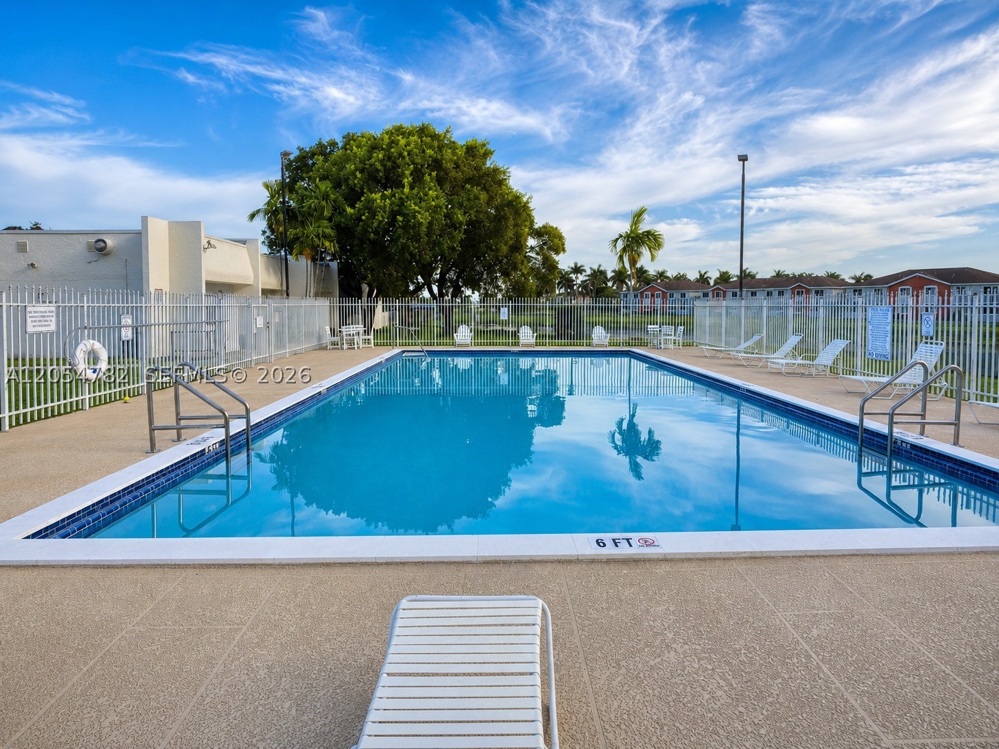 CUTLER CREEK VILLAGE COND - Residential