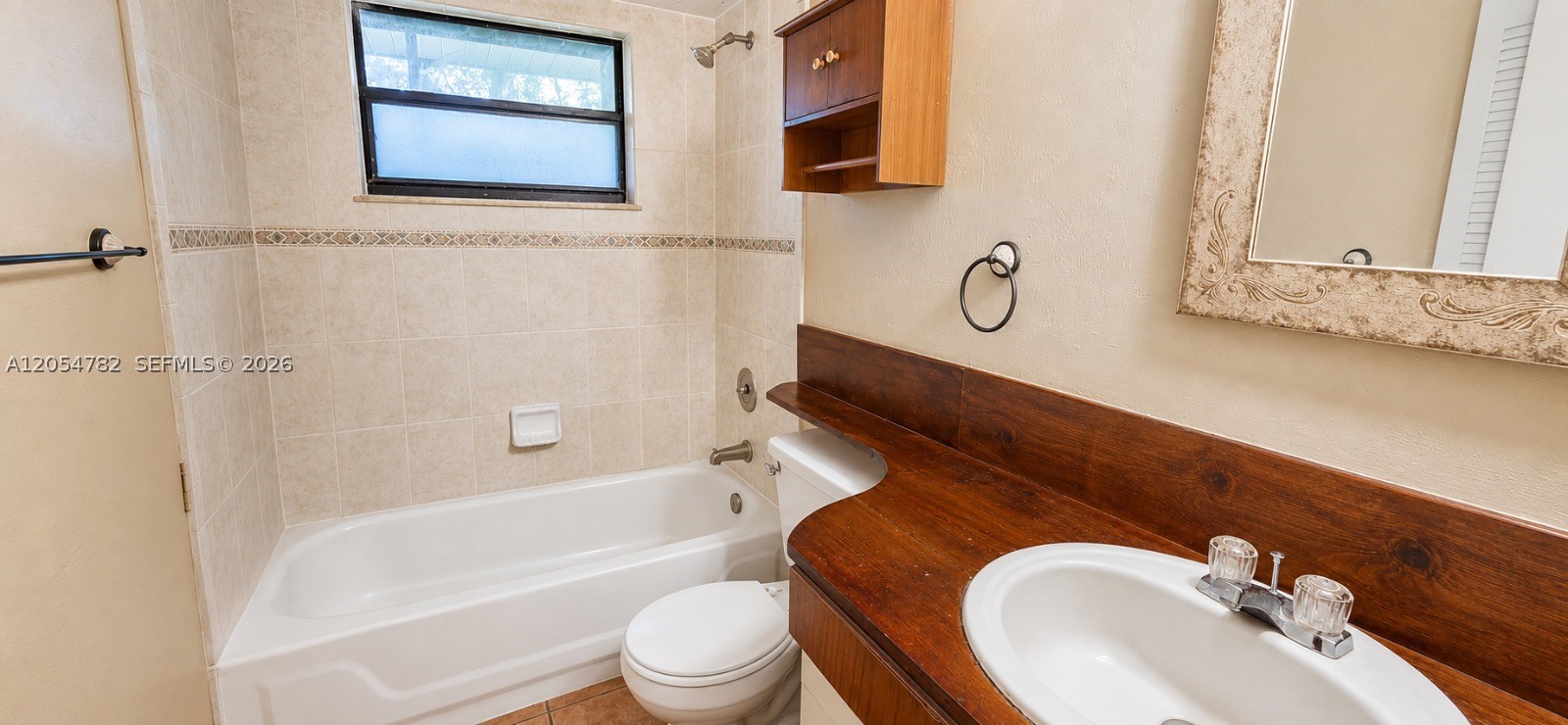 CUTLER CREEK VILLAGE COND - Residential