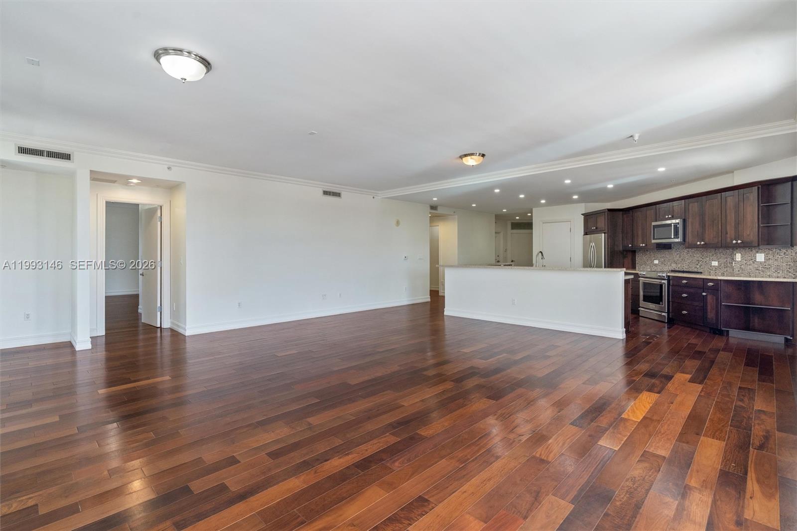 PALMETTO FIFTH AVENUE CON - Residential