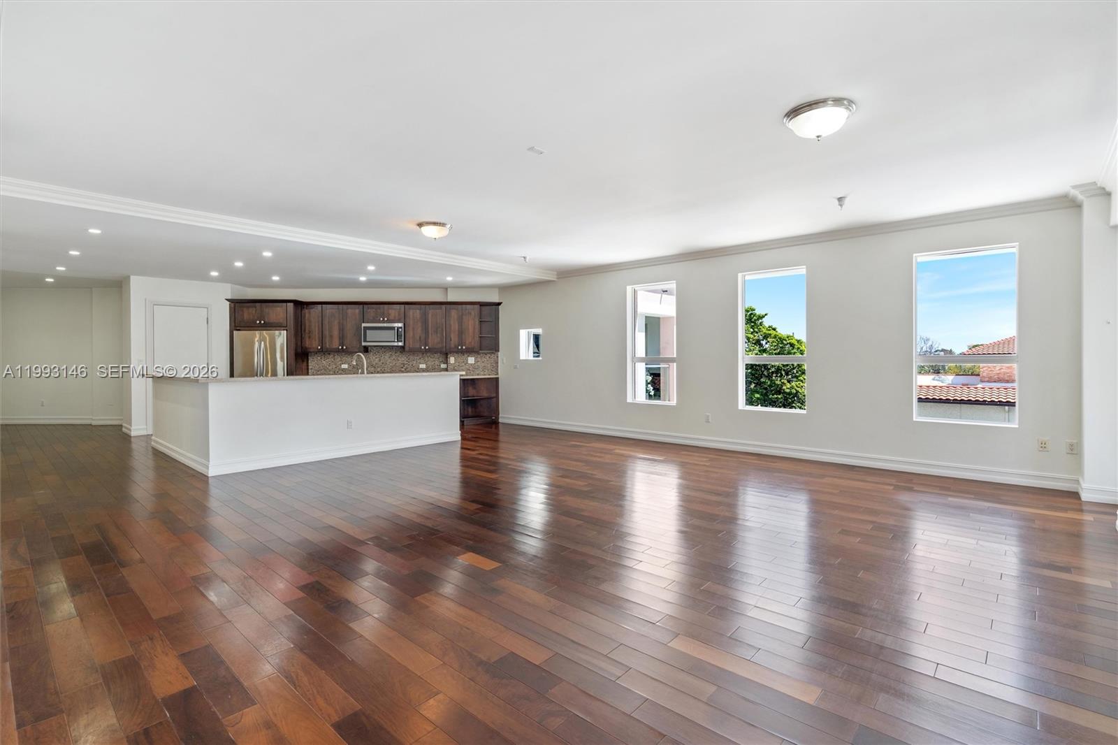 PALMETTO FIFTH AVENUE CON - Residential