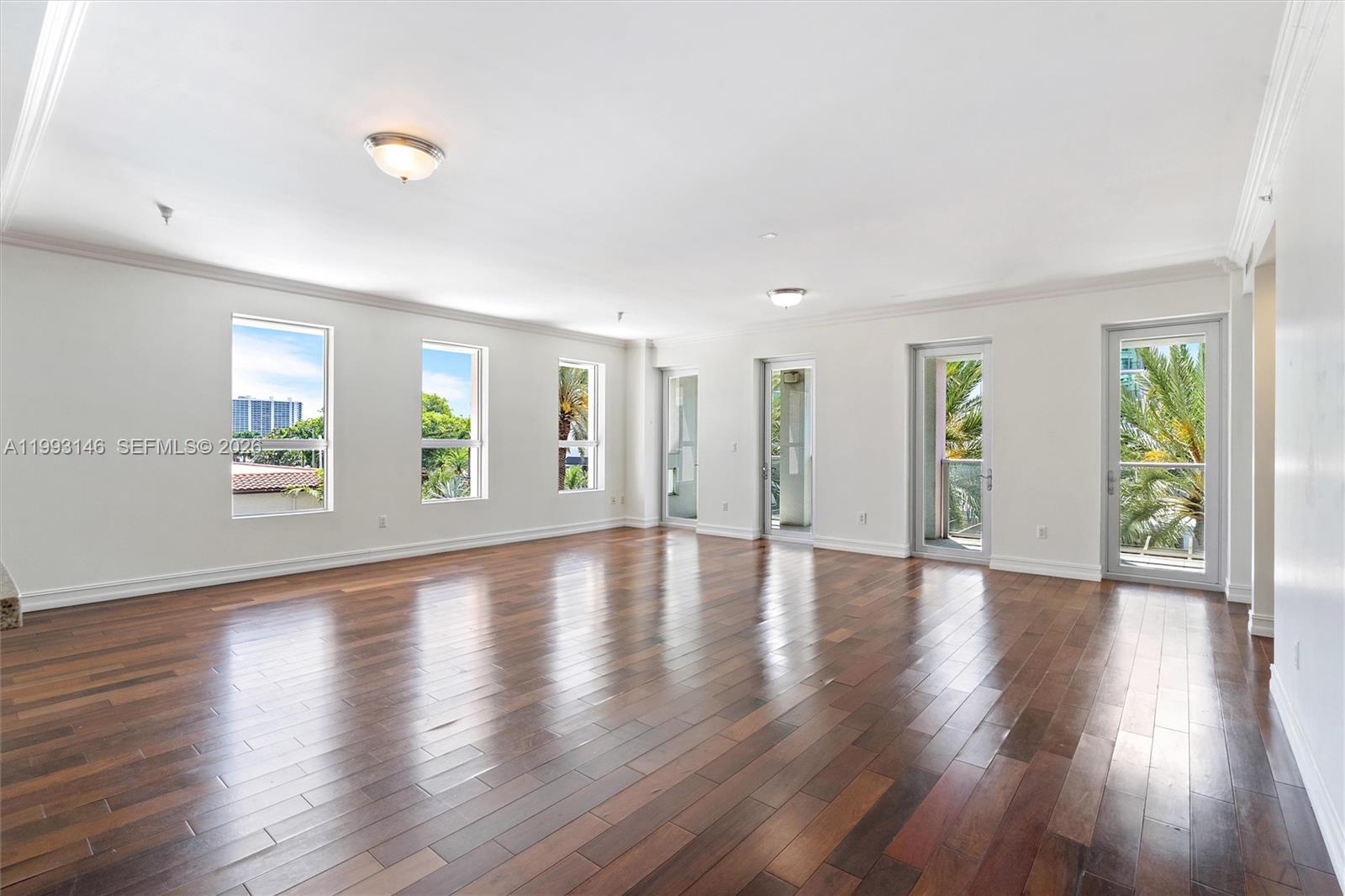 PALMETTO FIFTH AVENUE CON - Residential