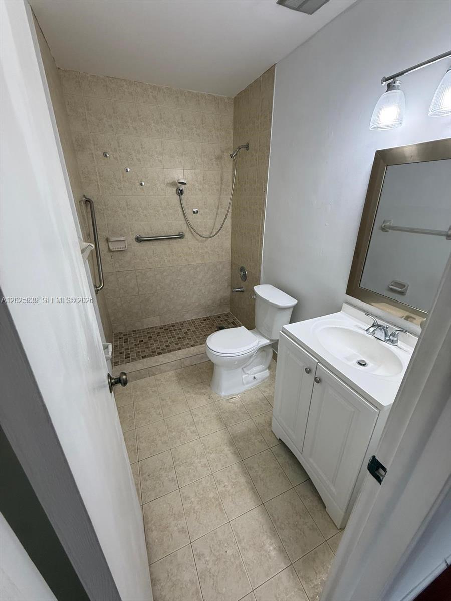 GOLFVIEW TH AT KENDALE LK - Residential Lease
