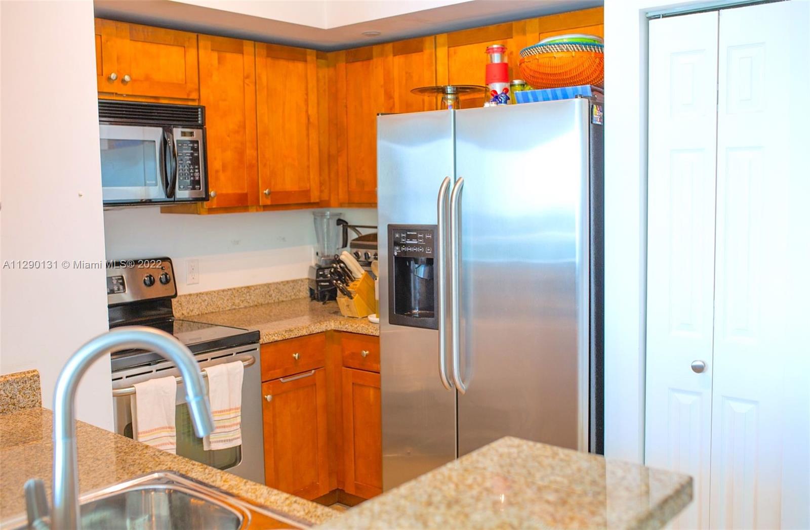 BRICKELL VIEW WEST CONDO - Residential Lease