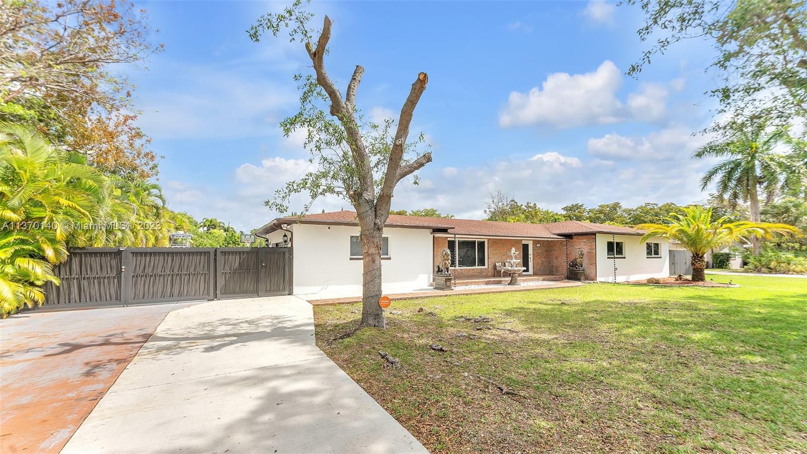 THE REDLANDS SEC 1 - Residential