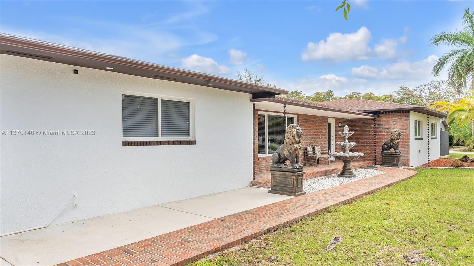 THE REDLANDS SEC 1 - Residential
