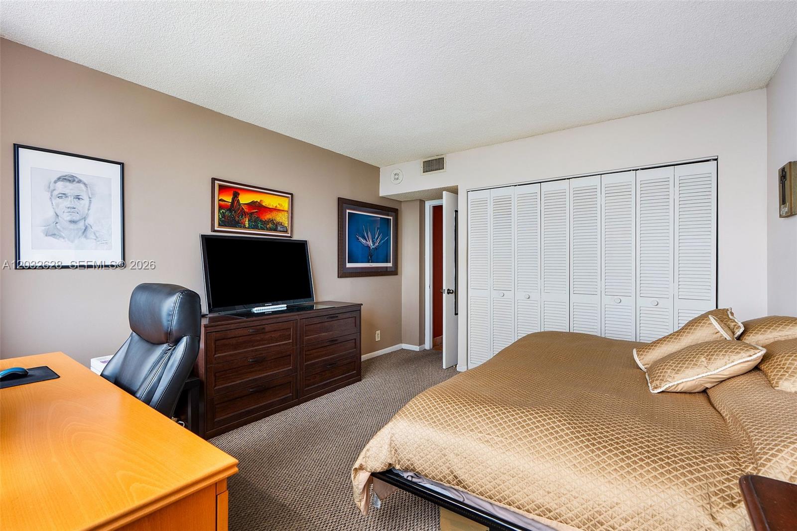 THE PALM BAY YACHT CLUB C - Residential