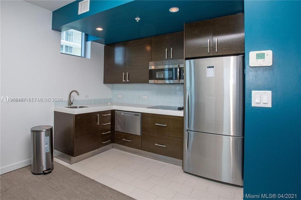 SOLE CONDO - Residential