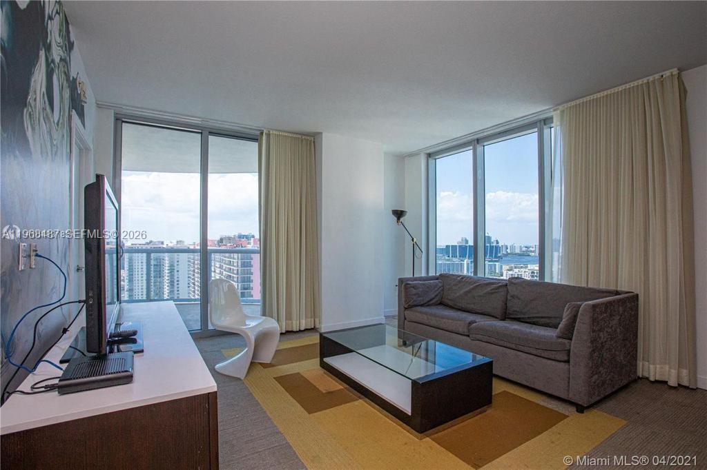 SOLE CONDO - Residential