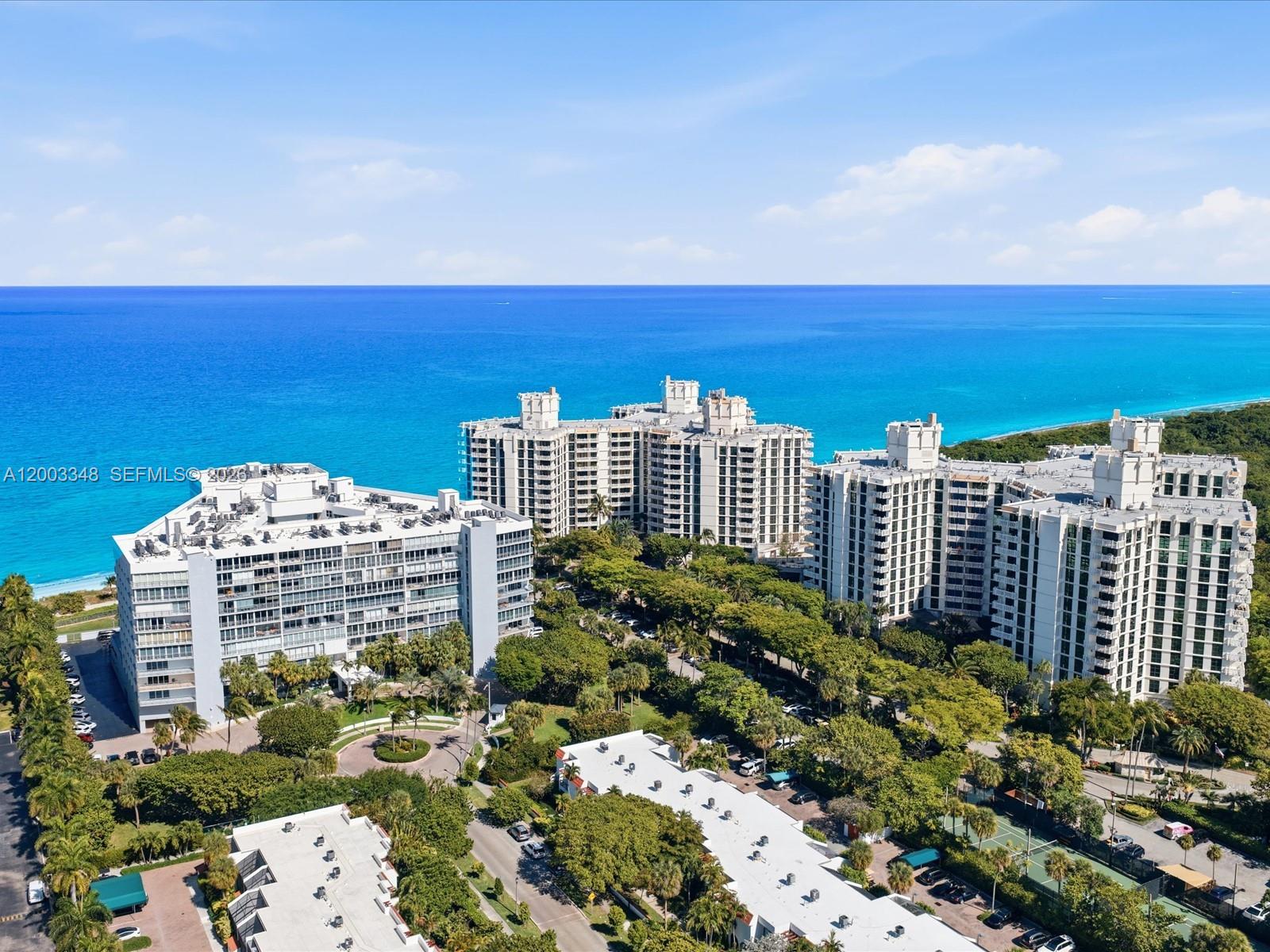 MAR-AZUL CONDO - Residential