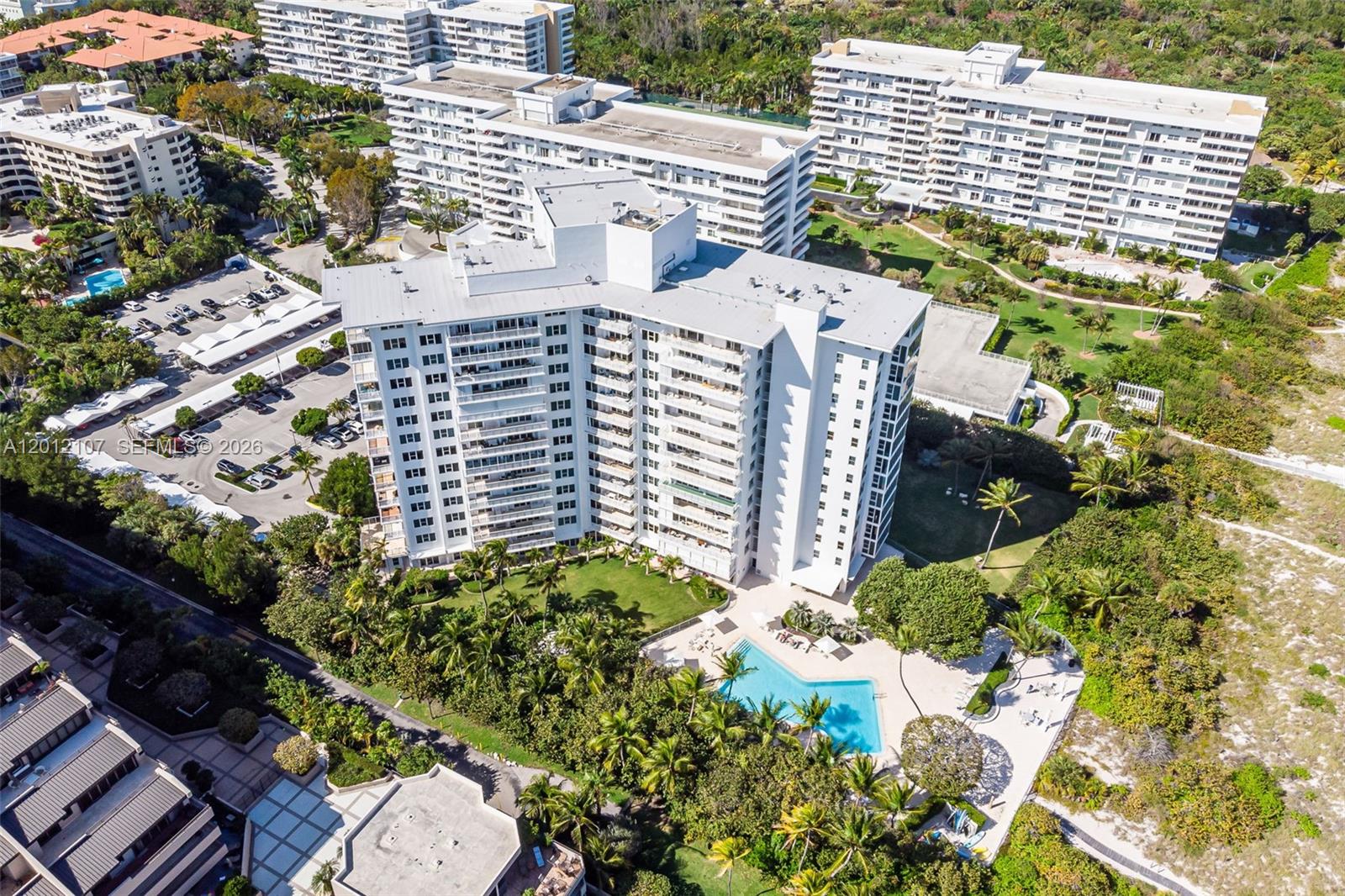 ISLAND HOUSE APT INC - CO - Residential