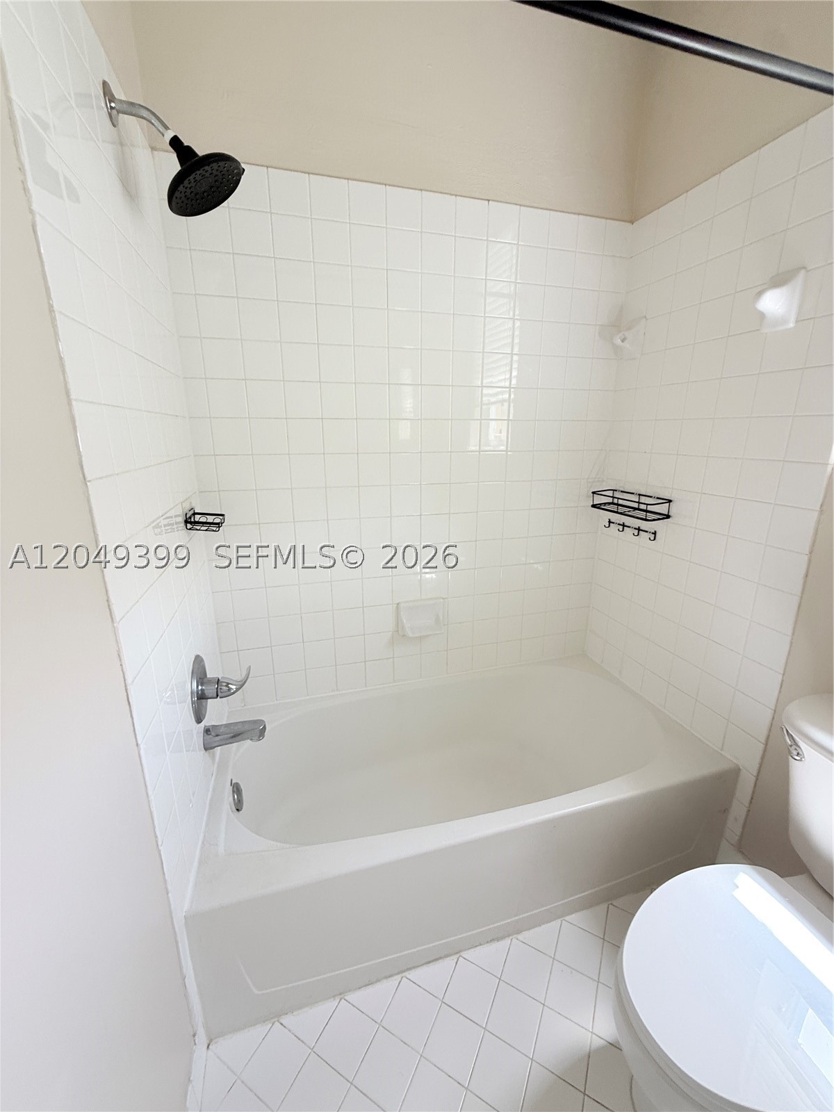 SECTOR 2-PARCELS 12 13 14 - Residential Lease