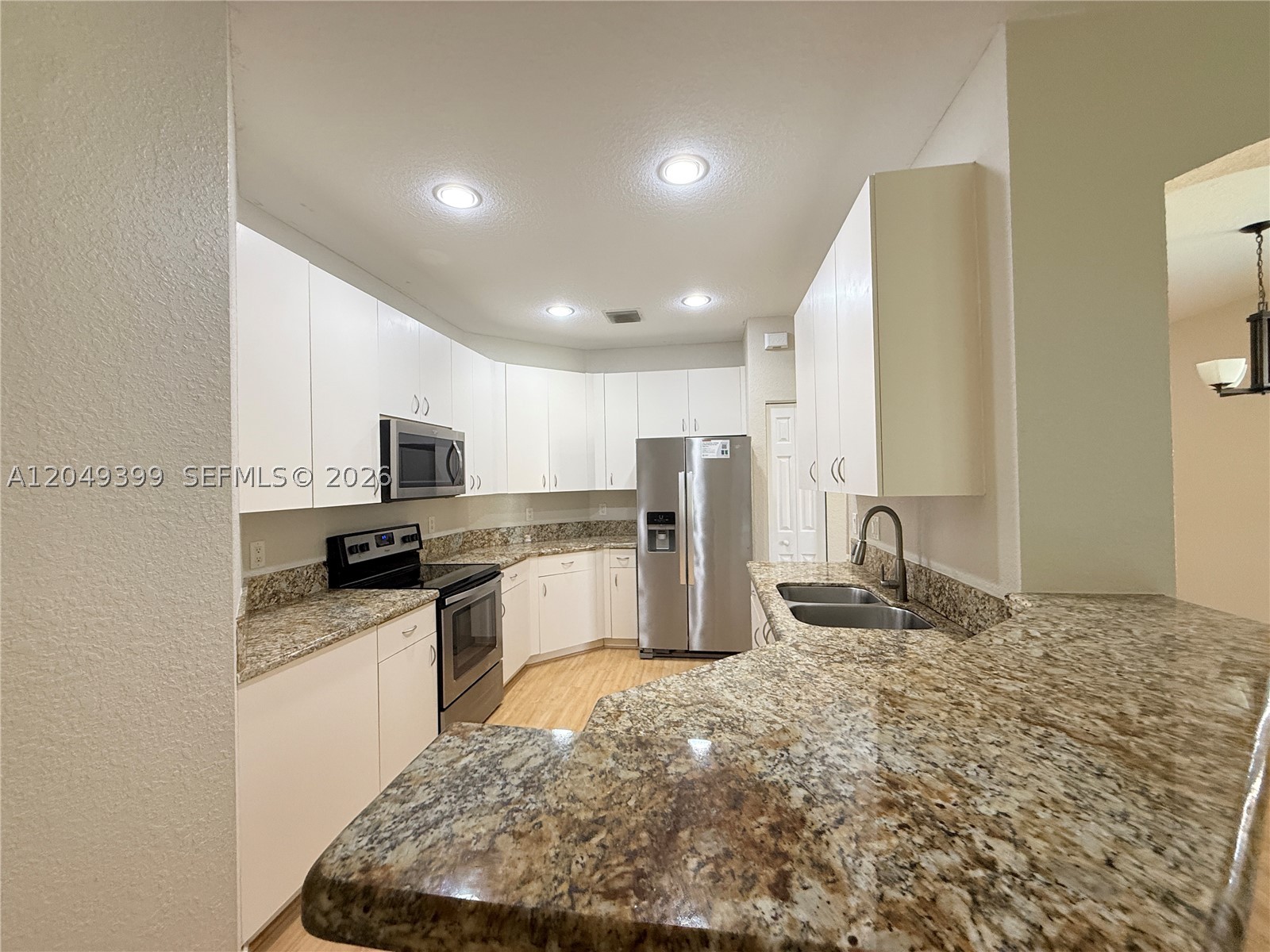 SECTOR 2-PARCELS 12 13 14 - Residential Lease