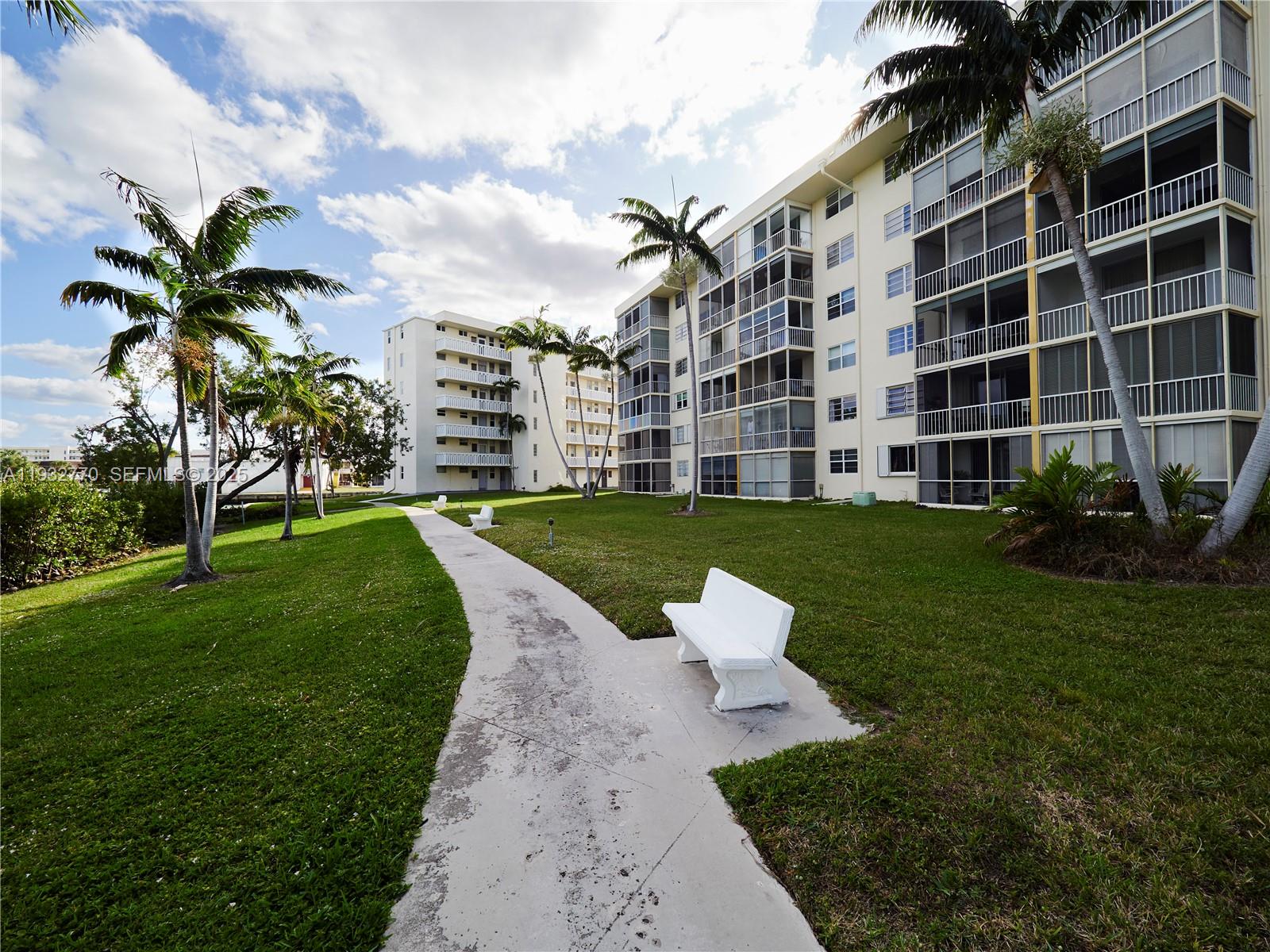 POINT EAST SEC II CONDO - Residential