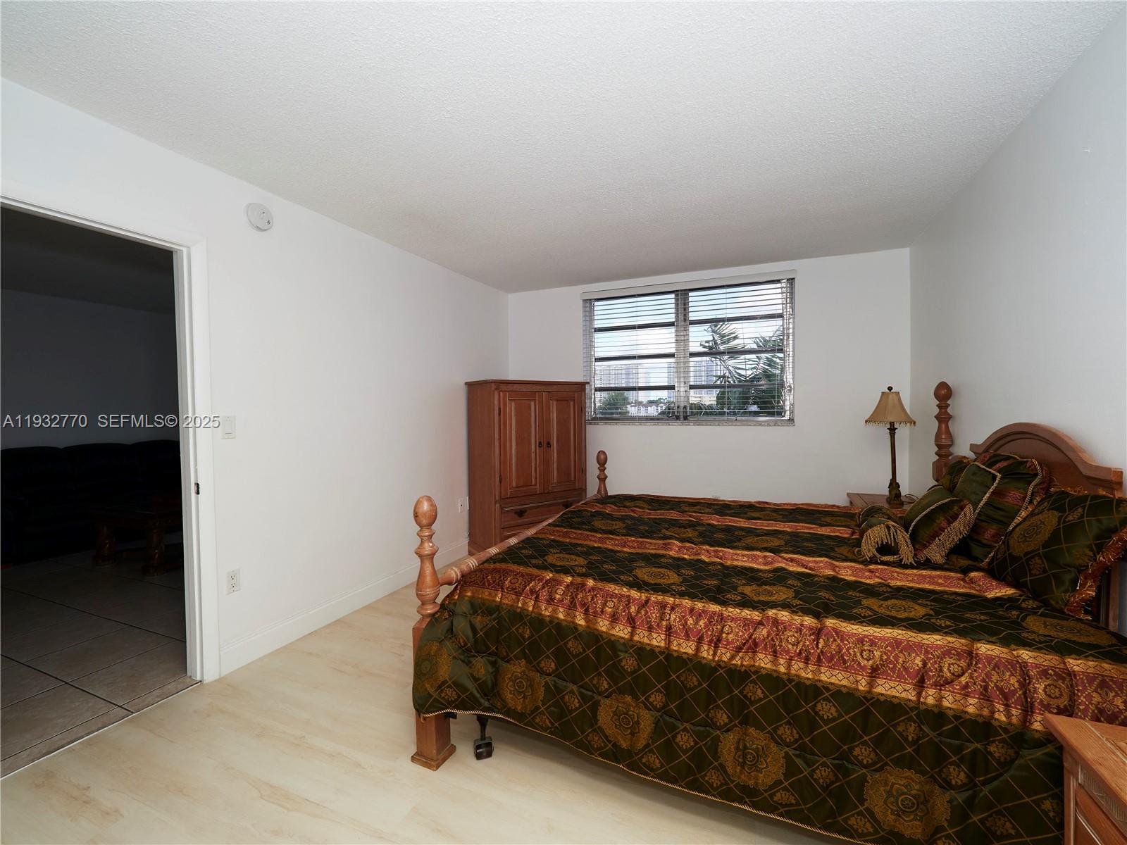 POINT EAST SEC II CONDO - Residential
