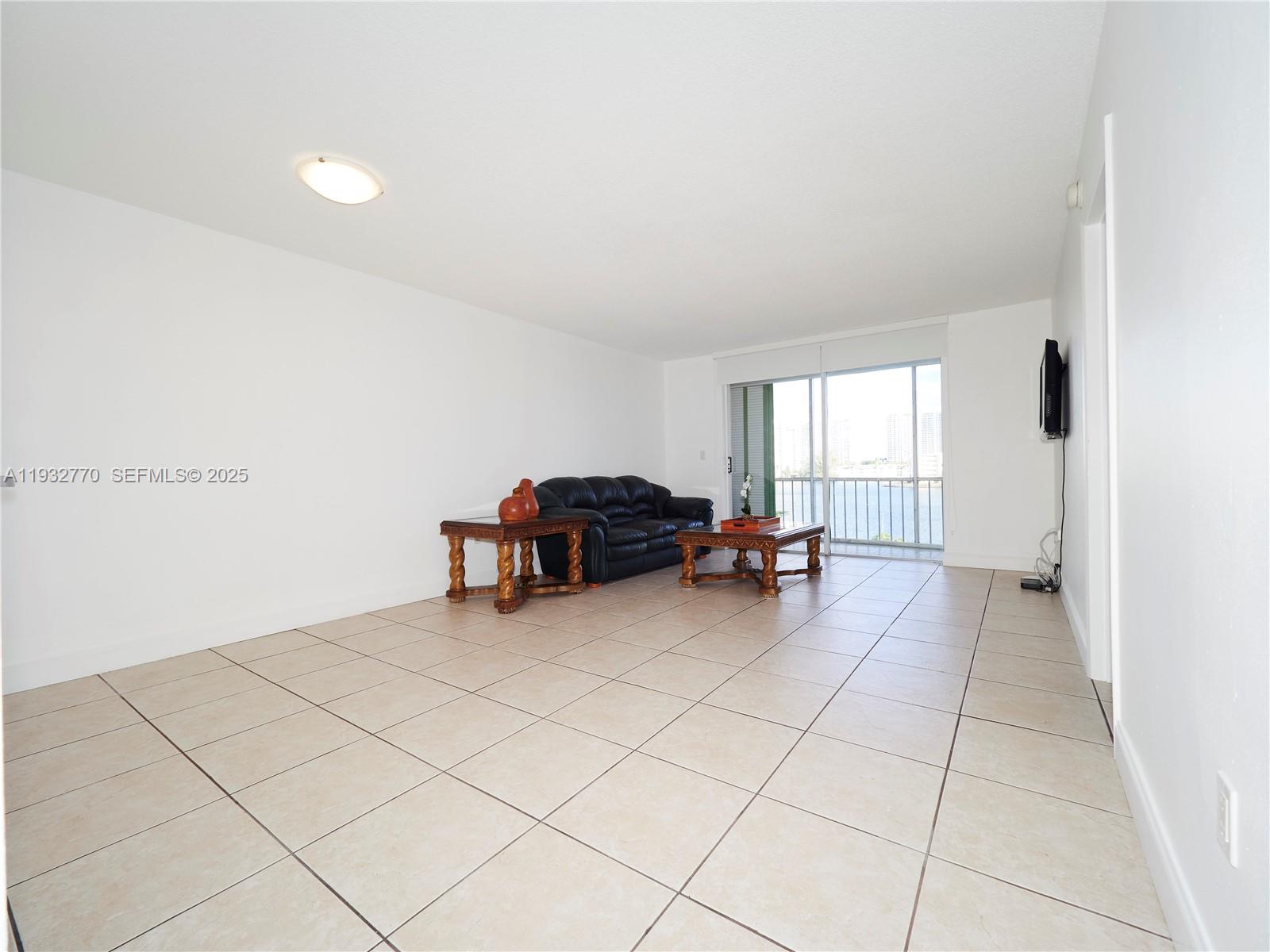 POINT EAST SEC II CONDO - Residential