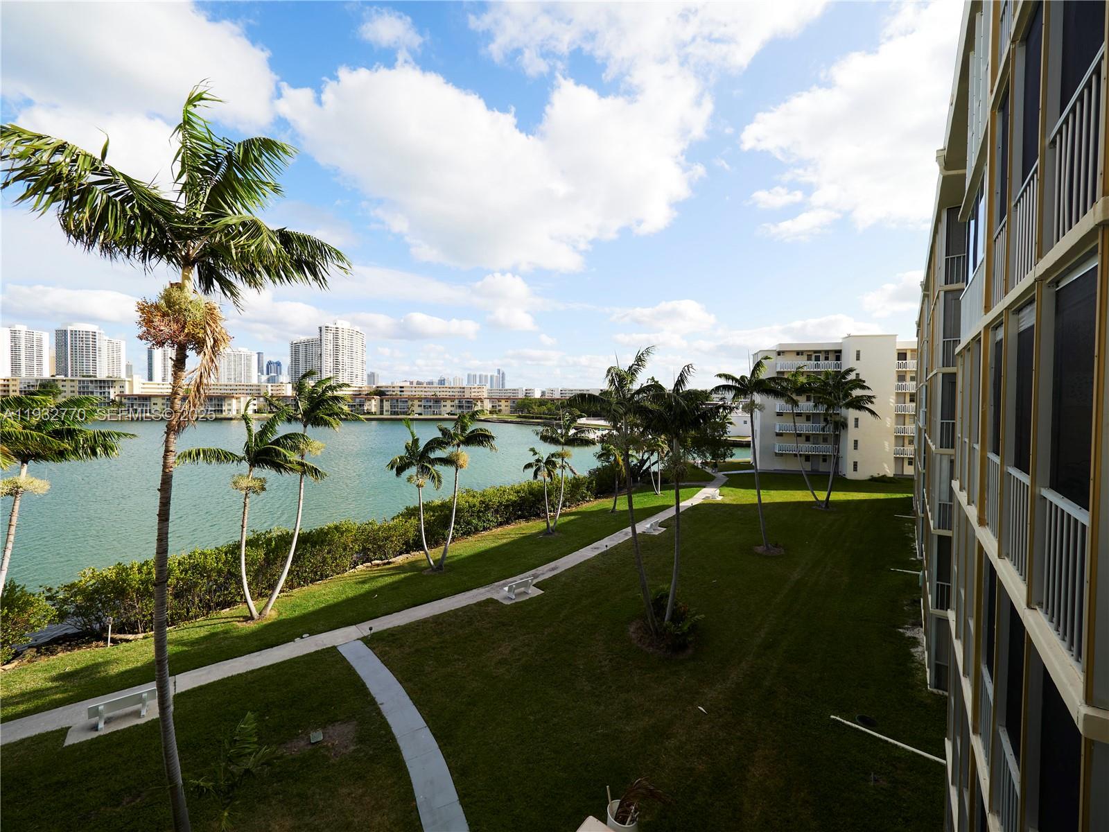 POINT EAST SEC II CONDO - Residential