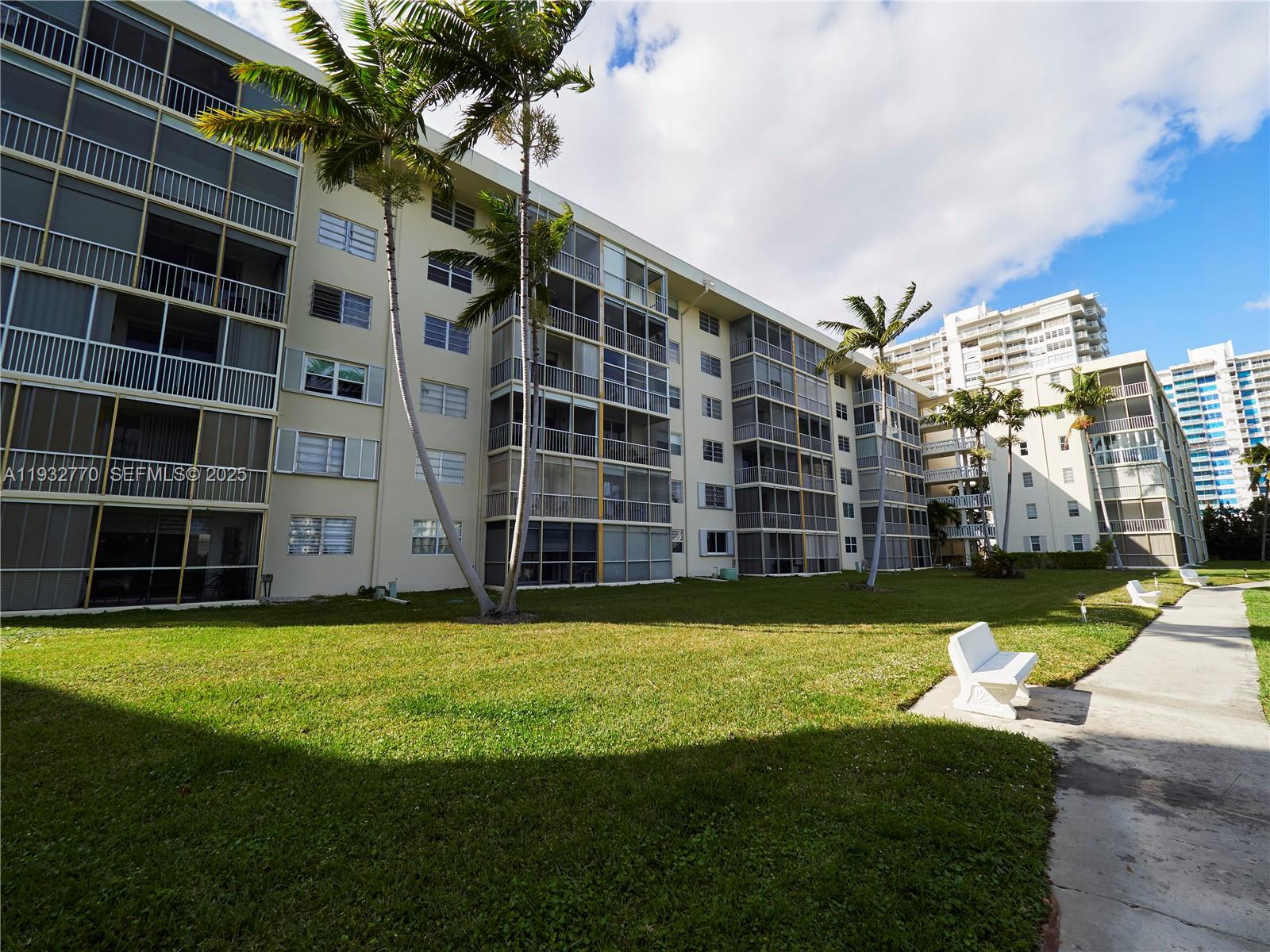 POINT EAST SEC II CONDO - Residential