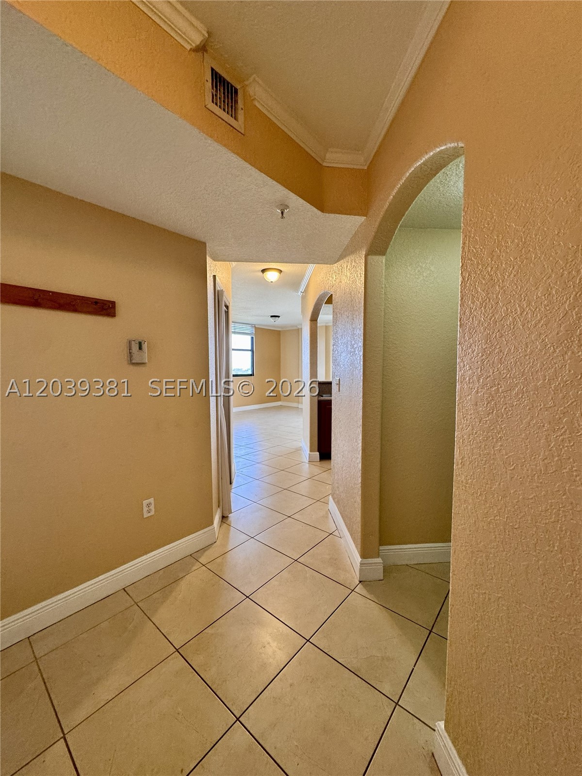 THE LUXOR RESIDENCES COND - Residential
