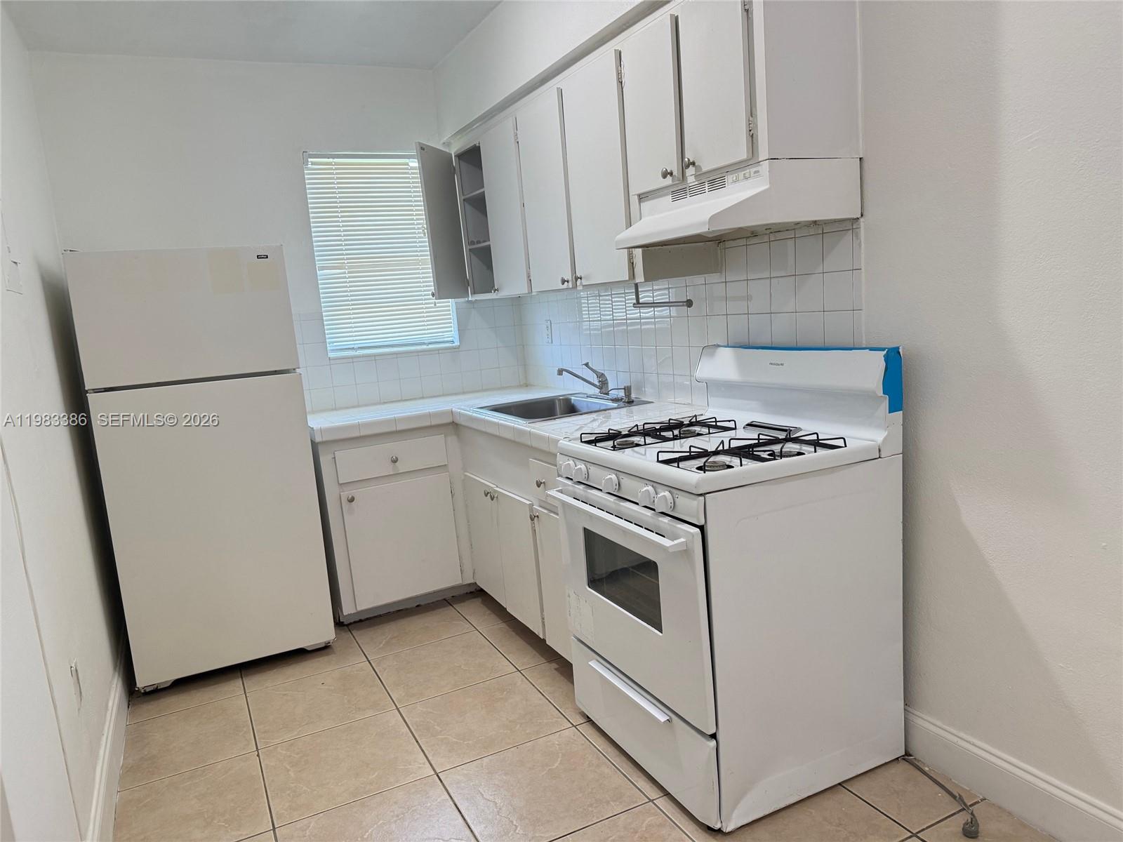 GABLES EDGE CONDO - Residential
