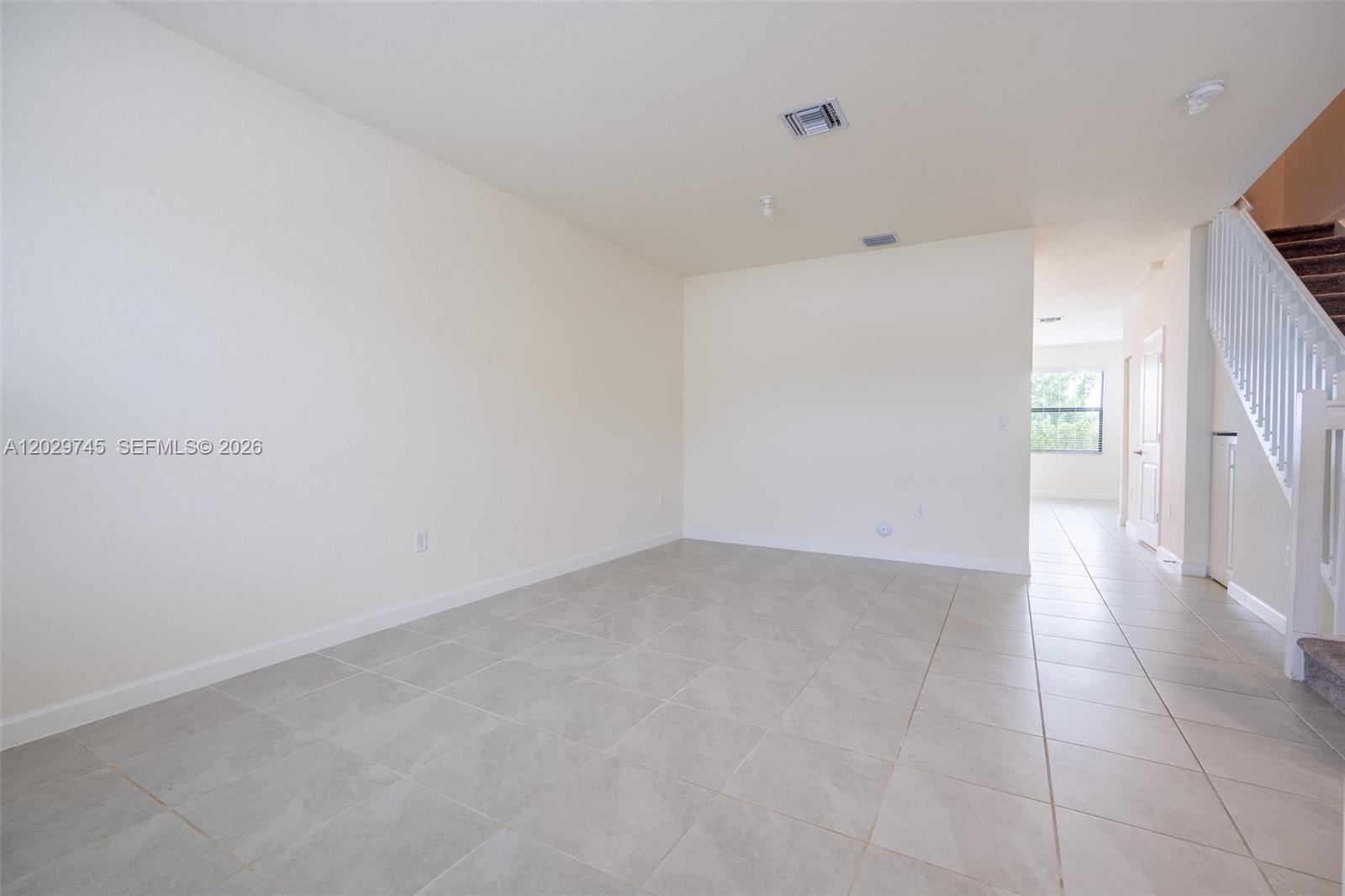 AQUABELLA NORTH - Residential Lease