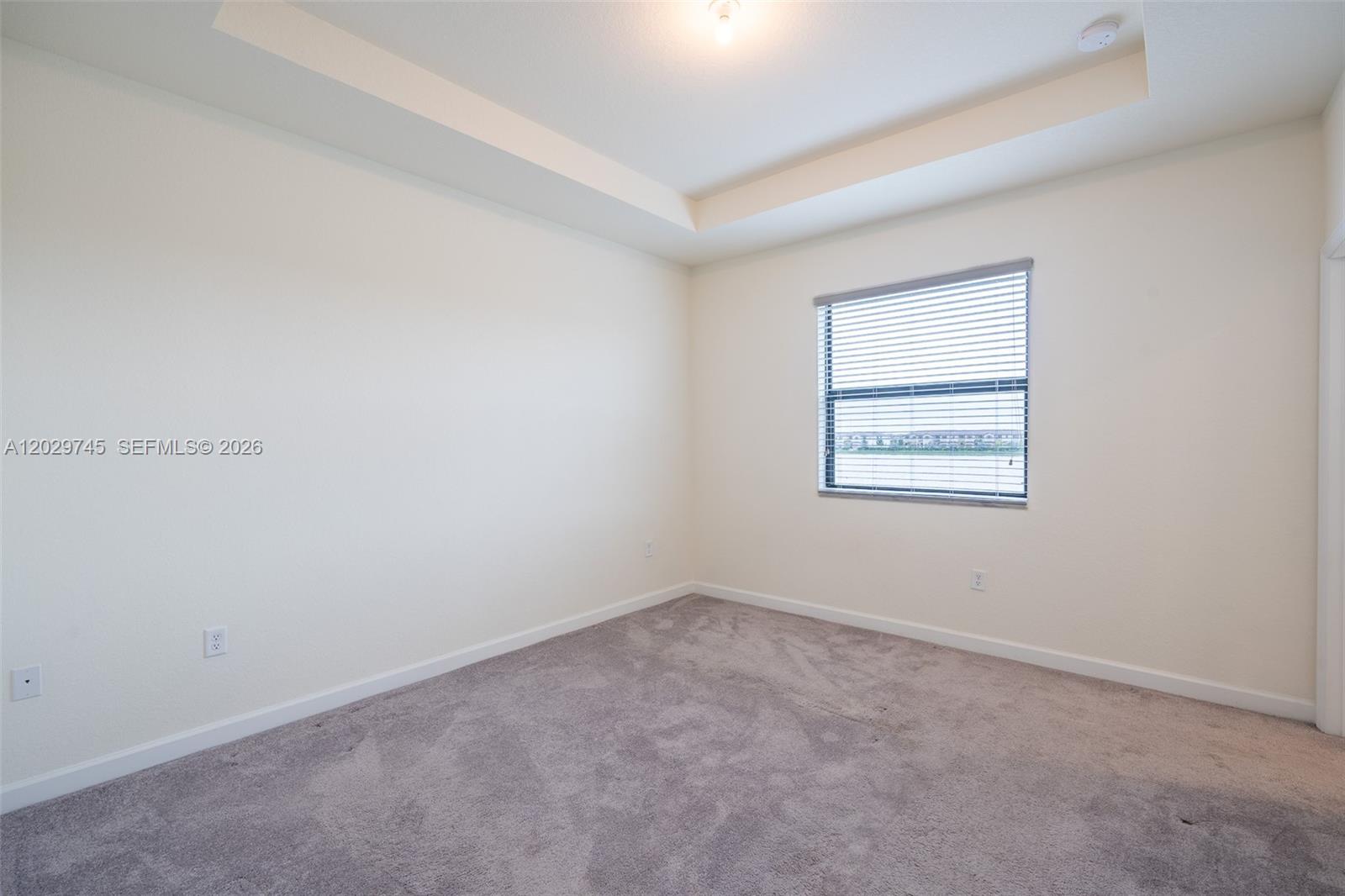 AQUABELLA NORTH - Residential Lease