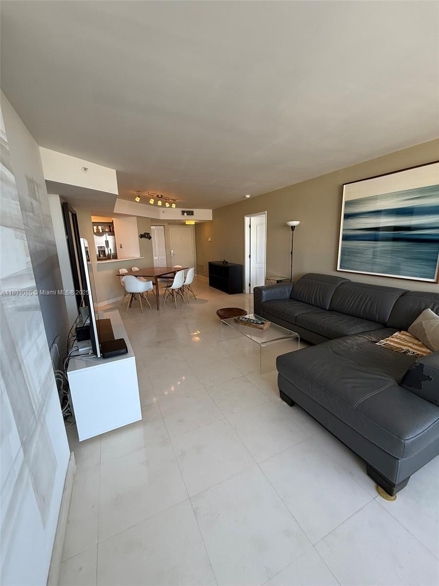 SUNSET HARBOUR NORTH CONDO - Residential Lease