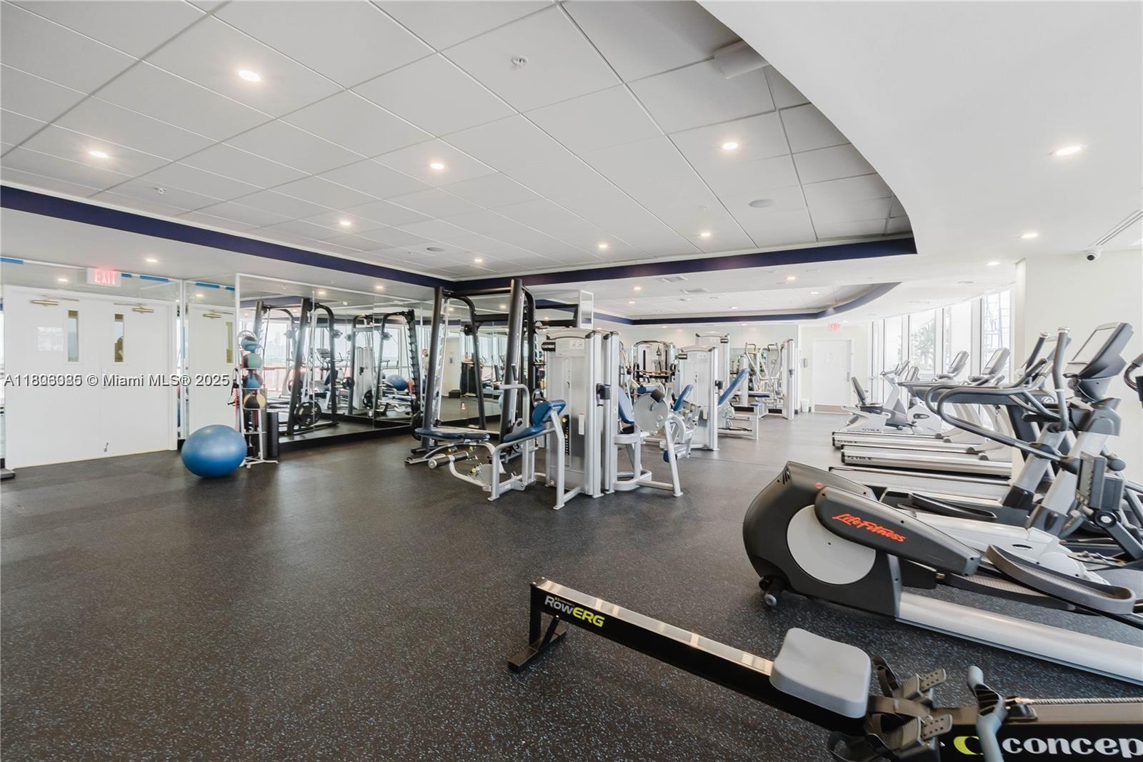 SUNSET HARBOUR NORTH CONDO - Residential Lease