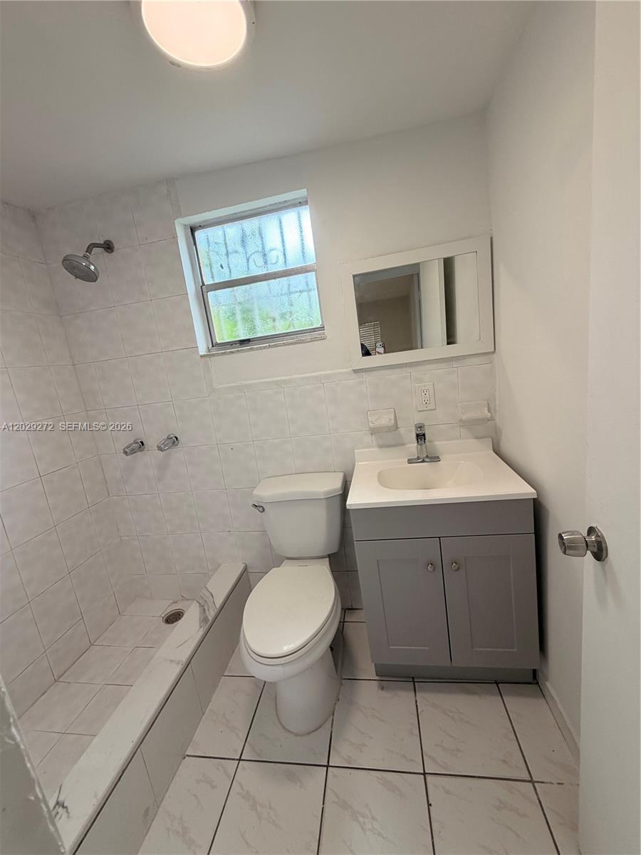 MELROSE HEIGHTS 2ND SEC - Residential Lease