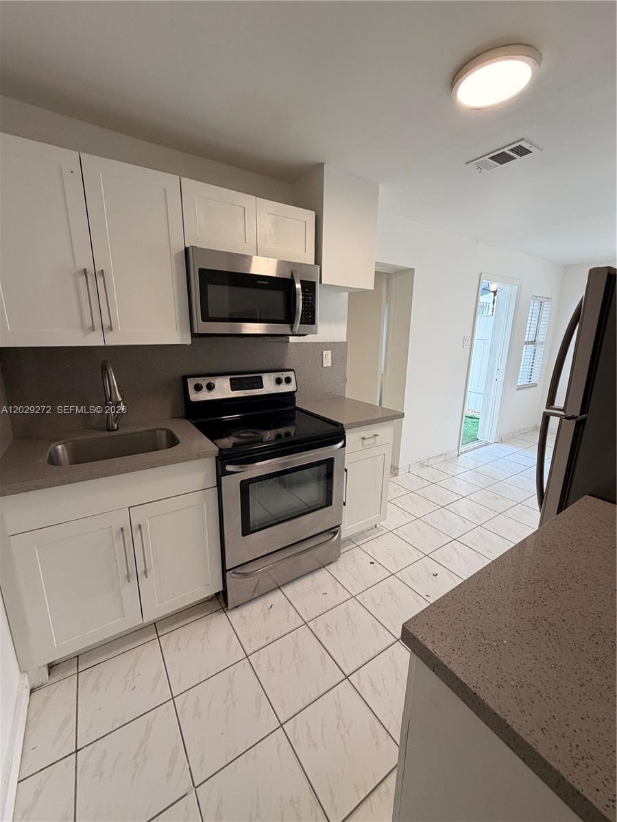MELROSE HEIGHTS 2ND SEC - Residential Lease