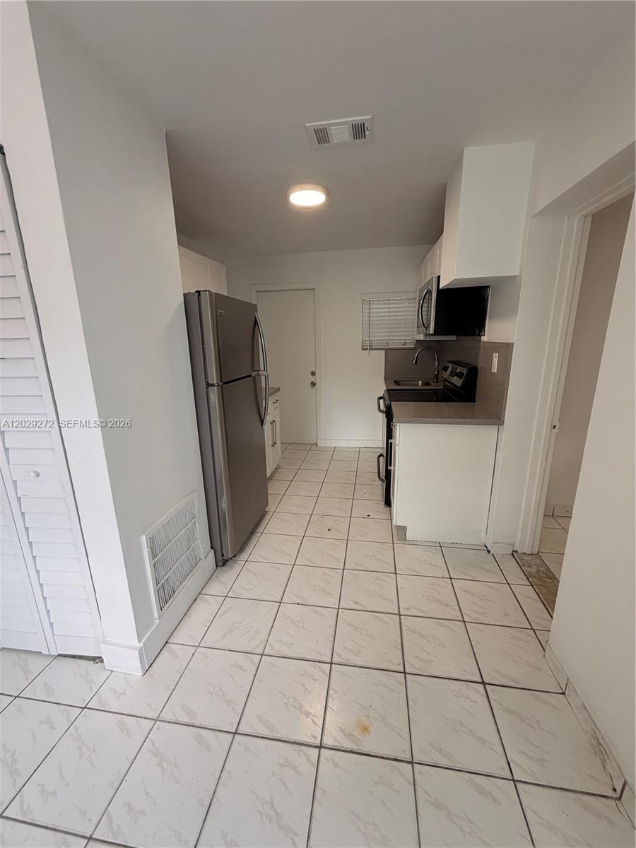 MELROSE HEIGHTS 2ND SEC - Residential Lease