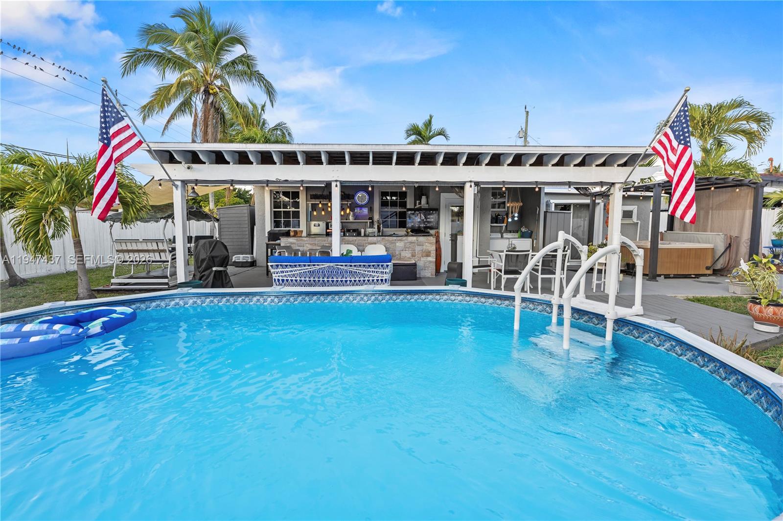 HALLANDALE BY THE SEA - Residential