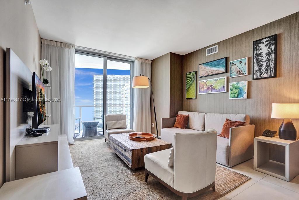 4111 SOUTH OCEAN DRIVE CO - Residential