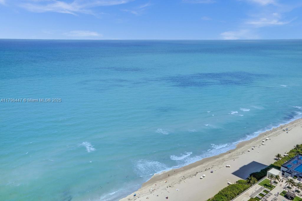 4111 SOUTH OCEAN DRIVE CO - Residential