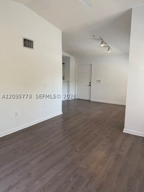 CARRINGTON AT COCONUT CRE - Residential Lease