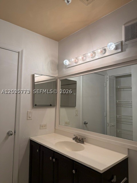 CARRINGTON AT COCONUT CRE - Residential Lease